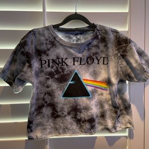 tie dye cropped pink floyd tshirt